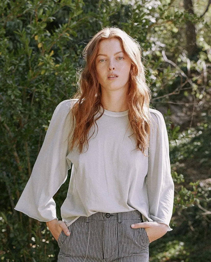 The Great - Bell Sleeve Tee in Prairie Sky